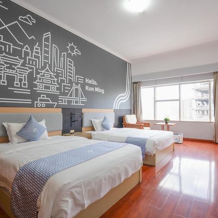 Ha Luo Hotel Kunming Bagian luar foto