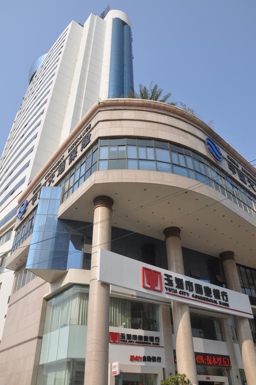 Ha Luo Hotel Kunming Bagian luar foto