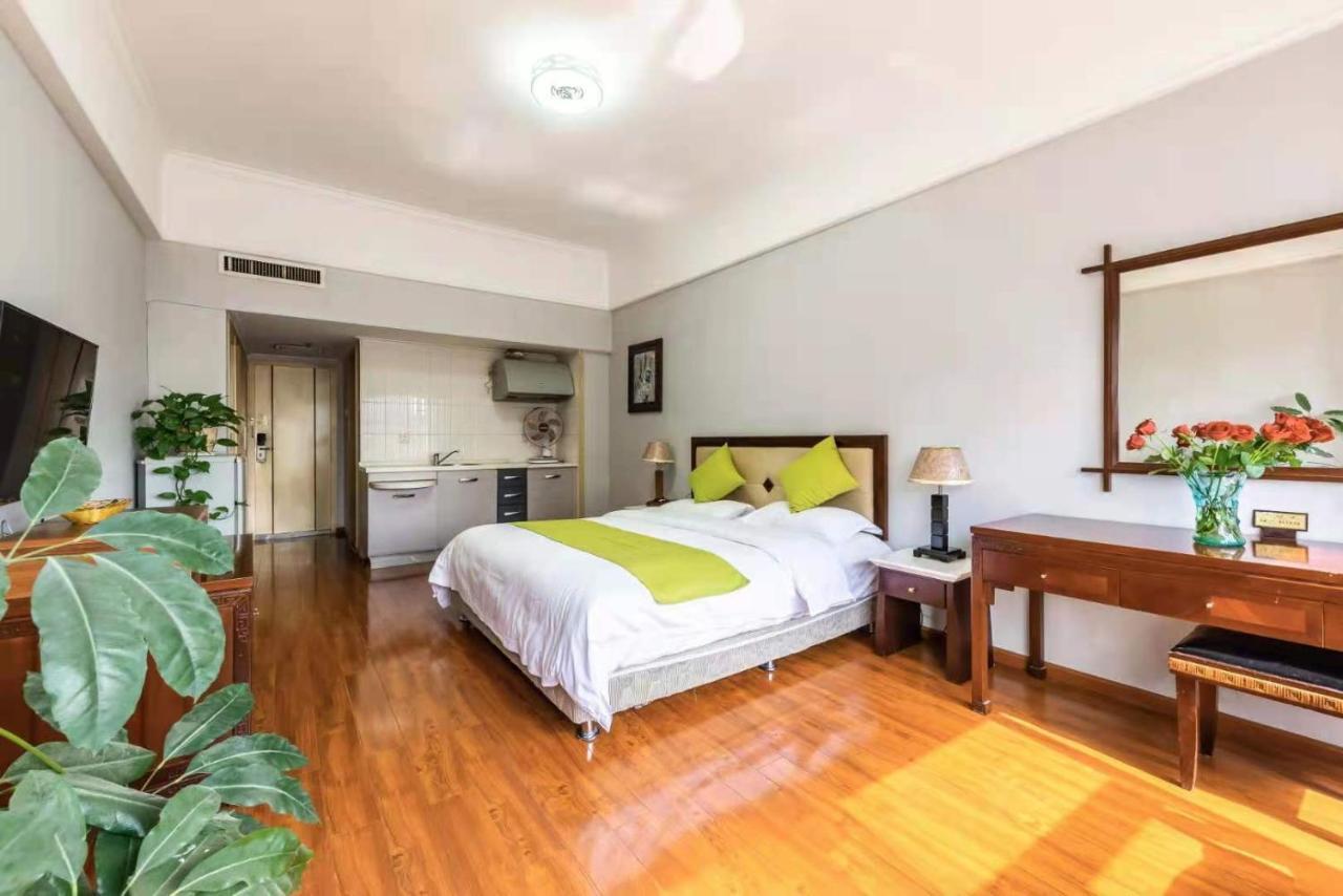 Ha Luo Hotel Kunming Bagian luar foto