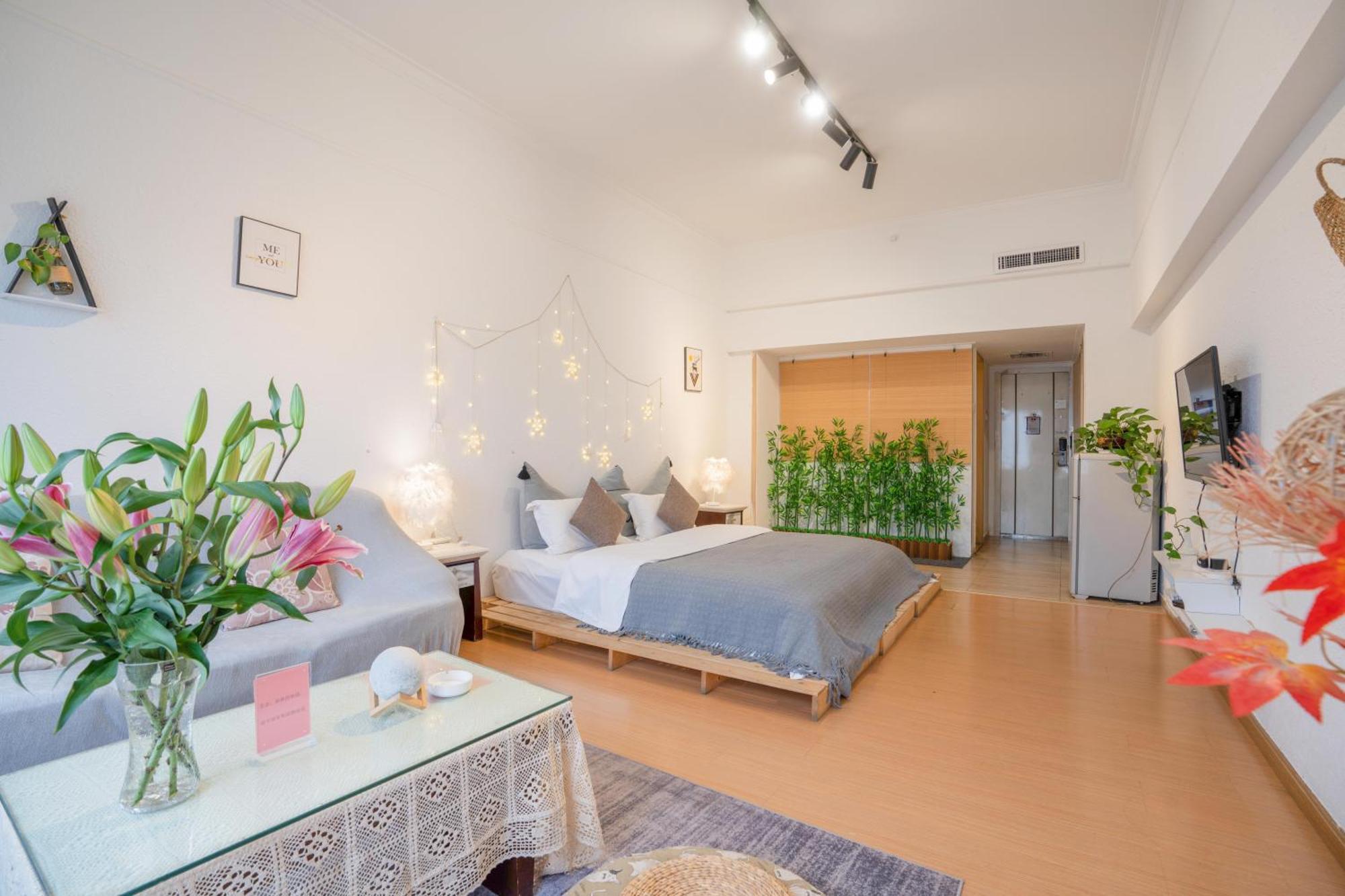 Ha Luo Hotel Kunming Bagian luar foto