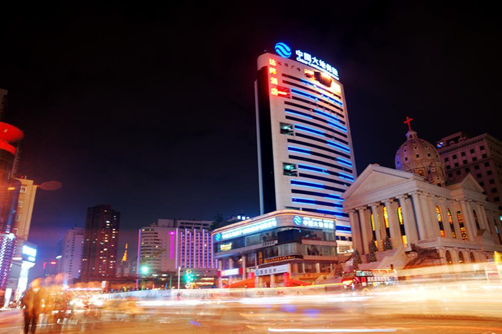 Ha Luo Hotel Kunming Bagian luar foto